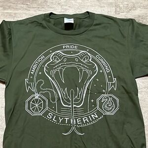 Slytherin t-shirt small